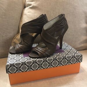 Isola Taupe heels Nordstrom Gorgeous!